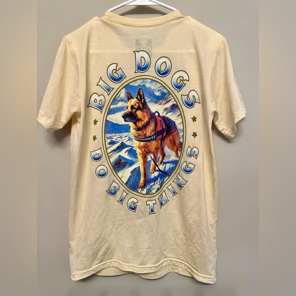 “Big Dogs Do Big Things” German Shepherd Tee Small - Picture 4 of 6